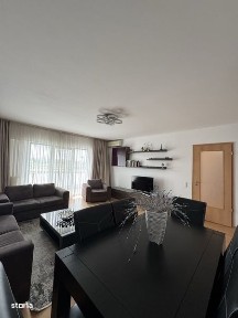 Apartament 3 camere de vanzare