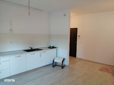 vand apartament -studio, Iris Armoniei 40 mp- 85.000 euro (negociabil)