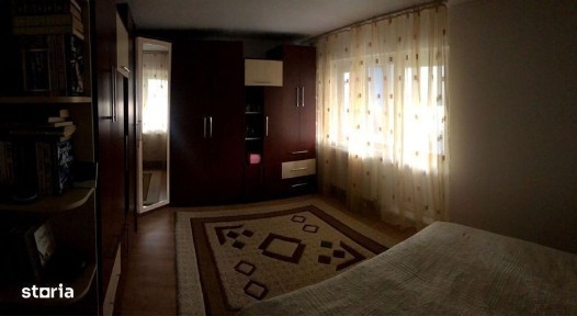 Propietar vand apartament 4 camere, SOARELUI