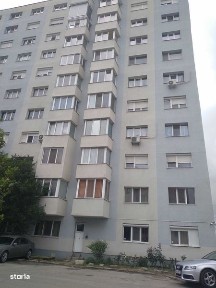 Proprietar vand apartament