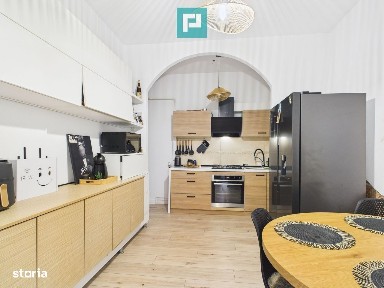 Apartament 3 camere la curte - Odobescu