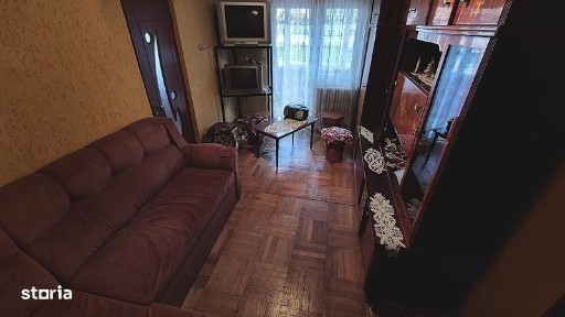 Apartament 3 camere etaj 2