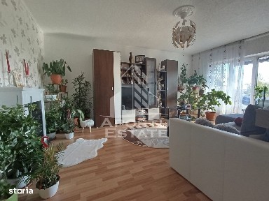 Apartament 4 camere, decomandat, 3 dormitoare, 2 bai, zona Fratelia.