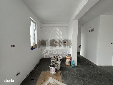 Apartament tip penthouse cu 2 camere, in Ciarda Rosie, terasa de 50 mp