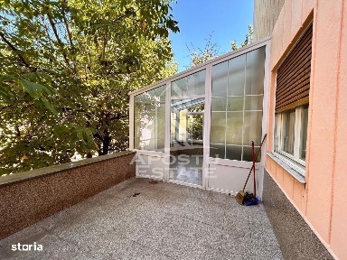 Apartament cu terasa si garaj in zona Medicinei.