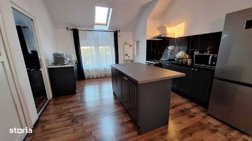 Apartament 3 camere - 121 MP