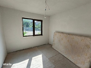 Casa P+M la gri de vanzare - Rasova, comuna Balesti