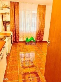 Vând apartament pe Intrarea Siretului la 50m de Calea Dumbrăvii