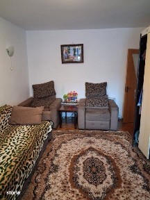 Apartament 3 camere situat in centrul Targu Jiului