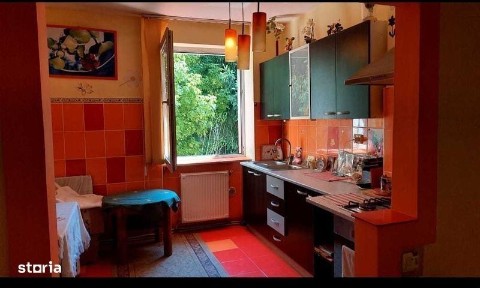 Apartament cu 3 camere 64 m² zona Ferenczy Karoly