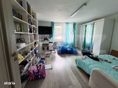 Casa cu 3 camere, suprafata de 140 mp