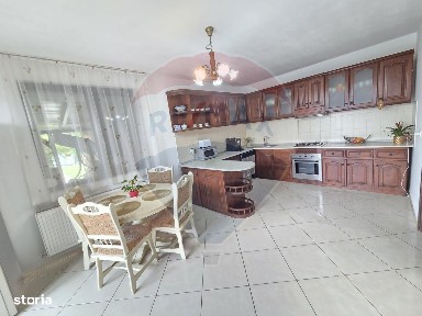 Casă de vis cu 4 dormitoare intr-o zona linistita din Salonta