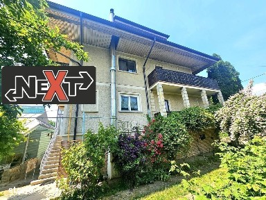 Casa Piatra neamt, zona sarata la strada principala
