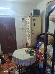 Garsoniera se afla in cet la bl c4. Colaborez si cu agentiii