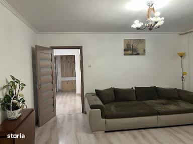 Inchiriez Apartament 3 camere