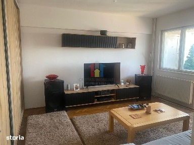 2 camere confort 1 decomandat, etaj intermediar, Mobilat si Utilat, Re