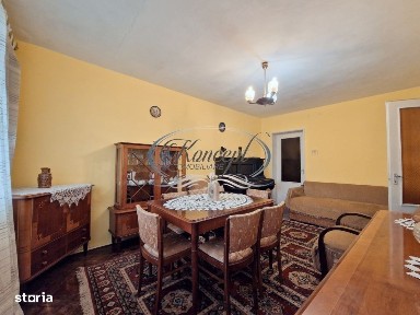 Apartament spatios, etaj intermediar, zona Academiei de muzica