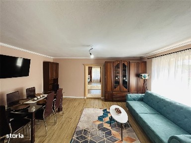 Casa individuala - 2 corpuri de cladire, pivnita, curte, gradina mare