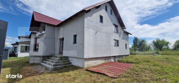 Casa de vanzare, 240 mp, zona jelna, teren 10 ari