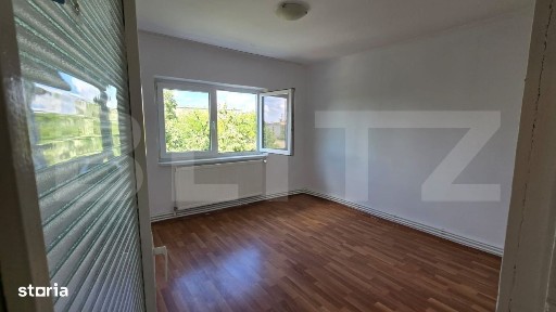 Apartament de vanzare, cu 3 camere, 76 mp, zona Micro 17