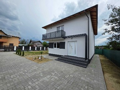 Casă Nouă Modernă de Vânzare - Bascov, Sat Uiasca, - 195.000 euro