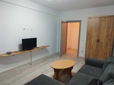 Inchiriez apartament nou in Craiova