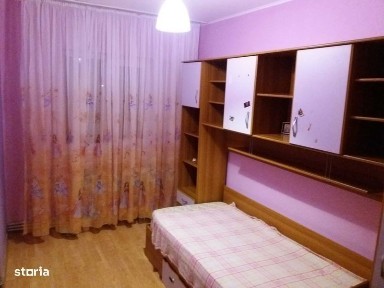 Progresu, apartament 3 camere de vanzare