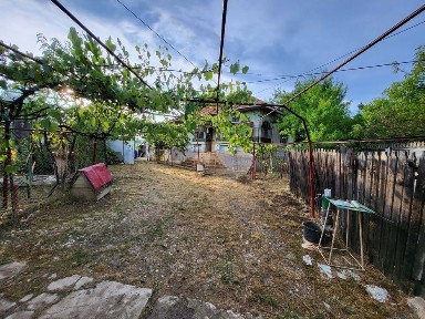 Vand casa comuna Valea Mare