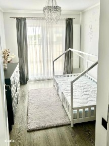 Apartament 3 camere de vanzare in Floresti