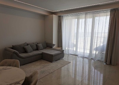 OPERA RESIDENCE - mobilat complet ROVERE - vedere panoramică la mare