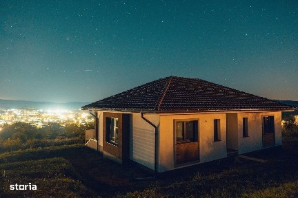 Casă de familie cu o panoramă deosebită în Odorheiu Secuiesc, jud. HR