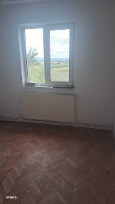 Vand apartament cu 2 camere