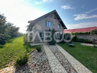 Casa noua 3 camere 300 mp anexe teren liber 1550 mp Margineni