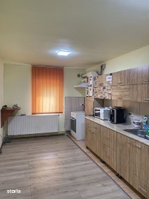Apartament de vanzare 3 camere Petrosani