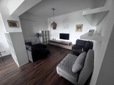 Proprietar inchiriez apartament 2 camere + parcare, zona Eugen Ionesco