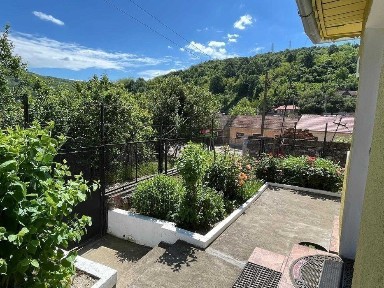 vand casa caramida + teren clisura Dunarii, Moldova Noua