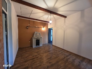 REZERVAT! Garsoniera 53m² cu loc de parcare, la 9minute de Pitesti!