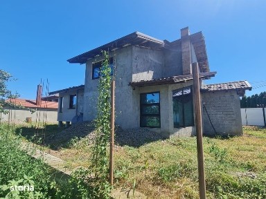 Vand casa Cazasu la rosu - gri