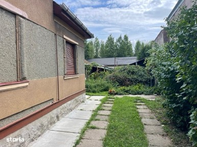 Casa 2 camere,teren 465 mp,Zona Closca