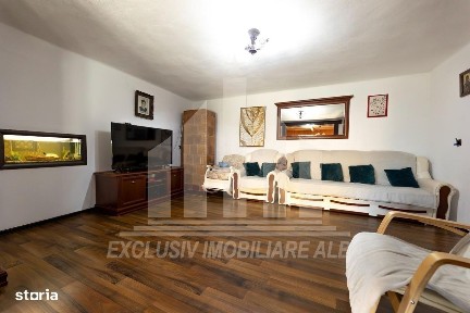 Casa de vanzare cu 2000mp de teren in Ciugud