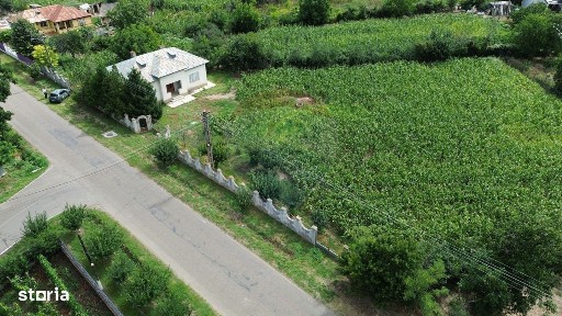 Casă cu 4 camere Suraia