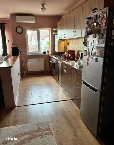 Apartament la cheie 3 camere 66mp + gradina 60mp + 2 parcari, Floresti
