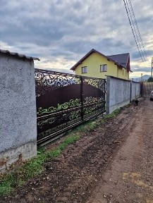 Închiriez vila în Dumbrava Rosie