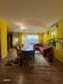 Casă / Vilă cu 5 camere de vânzare în zona Braytim