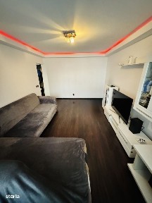 Apartament 3 camere decomandat FAR