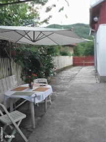 Casa in Cocorastii Caplii, la 7 km de Campina,jud Prahova, de vanzare