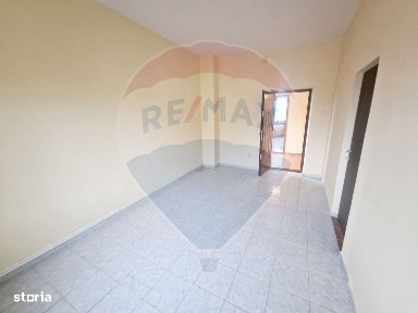 Vilă spațioasă de închiriat - 1 Mai, Piatra Neamț