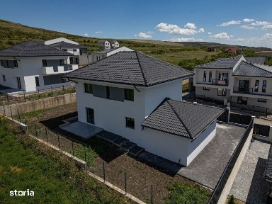 Vand casa unifamiliala la intrare in Chinteni