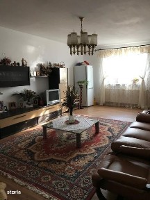 Casa de vanzare s-au de inchiriere birouri Tecuci