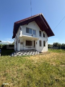 Casa cu 3 camere, suprafata utila 105mp,suprafata teren 478mp-Valea Ca
